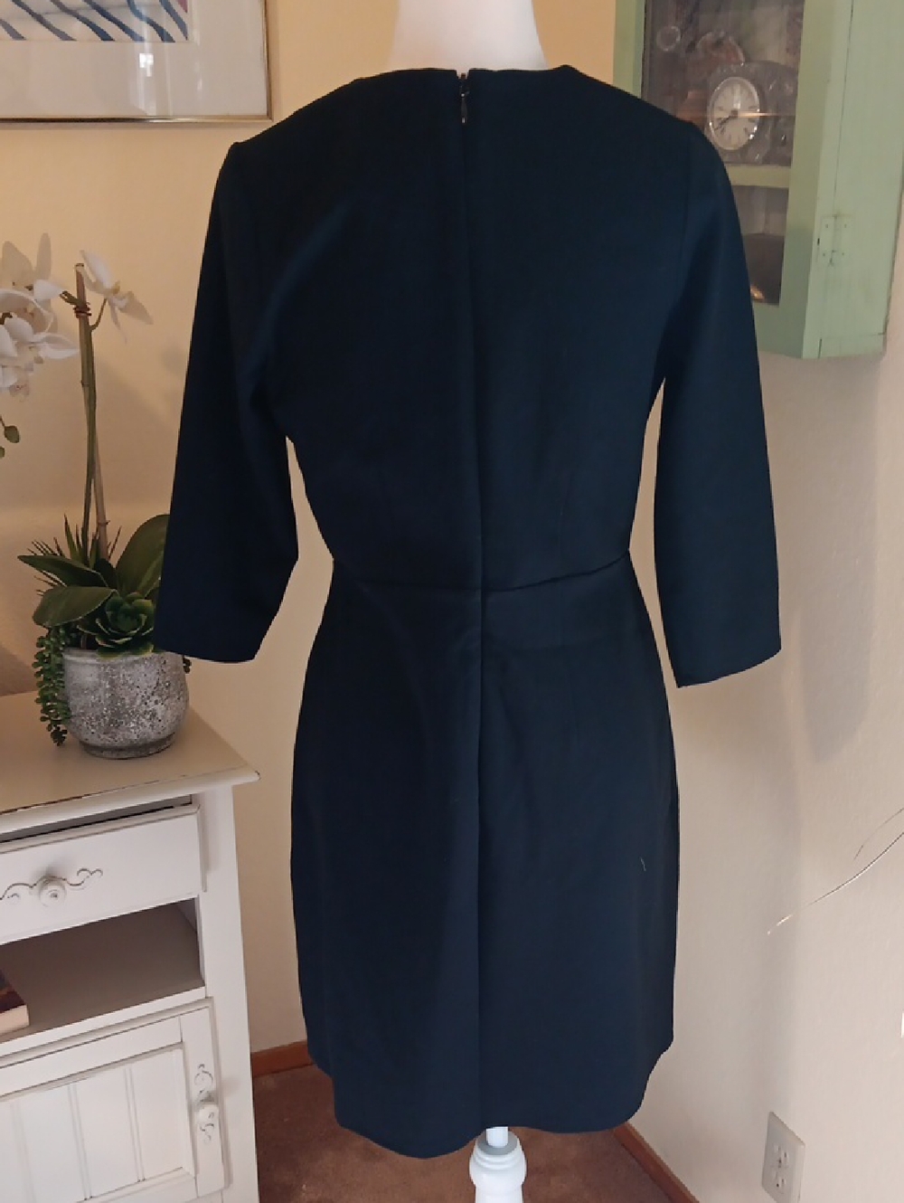 41 Hawthorn Ponte Dress - Picture 4 of 10